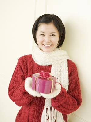 食用金箔で華やかな食事を楽しむ